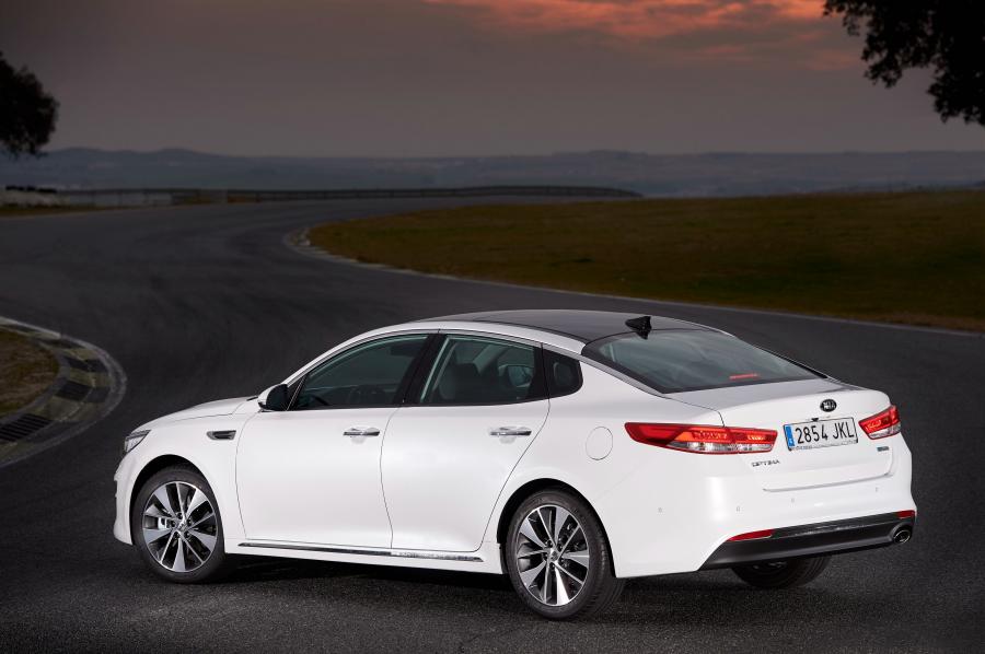  Kia Optima EcoDynamics 2015 года  (EU) (фото 23 из 29)